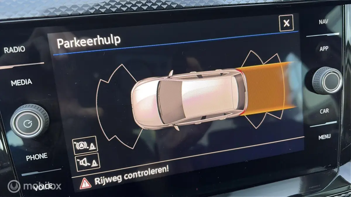 1.0 TSI Life Business|Carplay|Parkeersensoren|Stoelverwarming|17 inch|Navigatie.