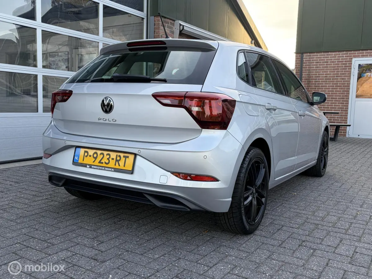 1.0 TSI Life Business|Carplay|Parkeersensoren|Stoelverwarming|17 inch|Navigatie.