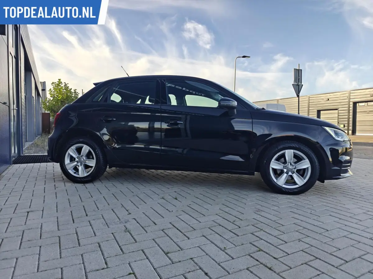 1.0 TFSI Ultra Led, Stoelverw,Navi,Clima