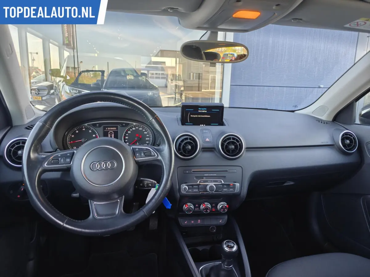 1.0 TFSI Ultra Led, Stoelverw,Navi,Clima