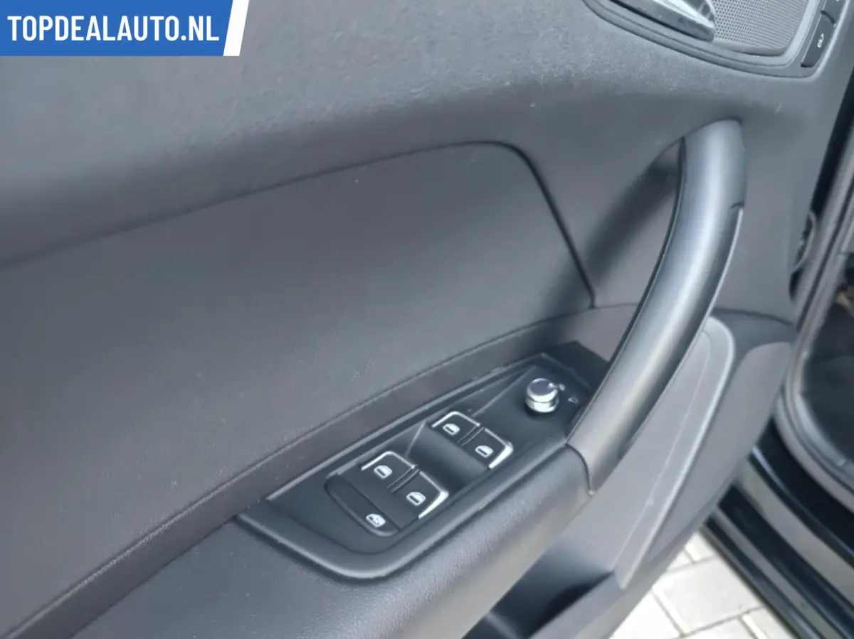 1.0 TFSI Ultra Led, Stoelverw,Navi,Clima