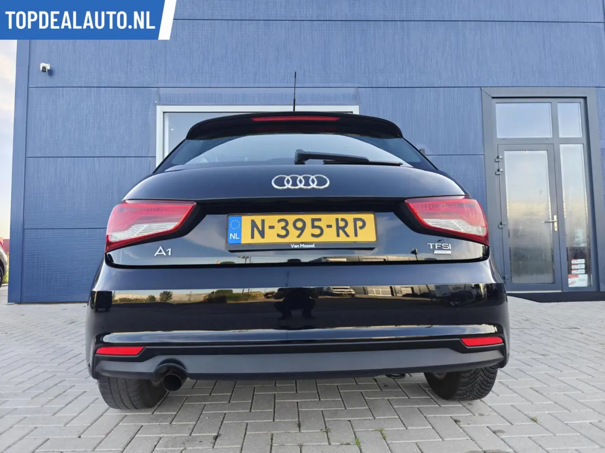 1.0 TFSI Ultra Led, Stoelverw,Navi,Clima