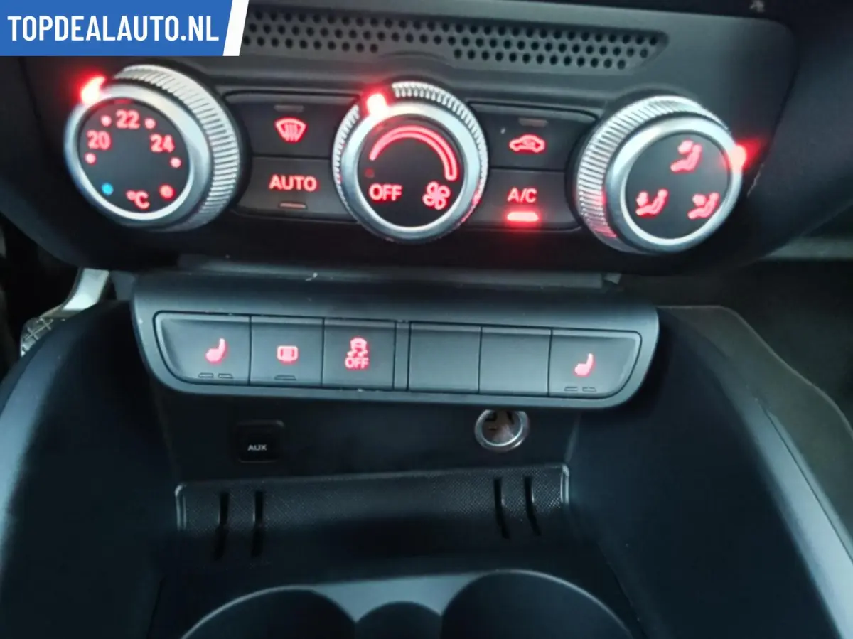 1.0 TFSI Ultra Led, Stoelverw,Navi,Clima