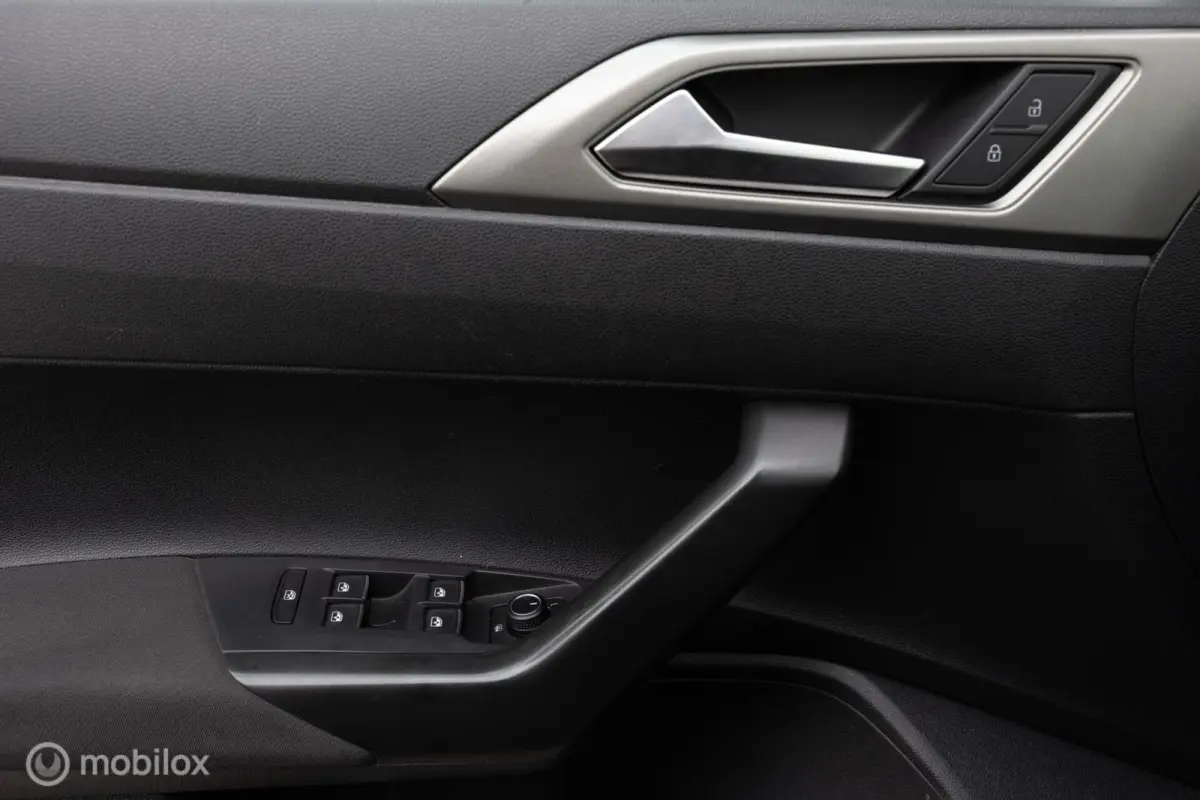 1.0 TSI Highline Cruise Navi Carplay NW MODEL