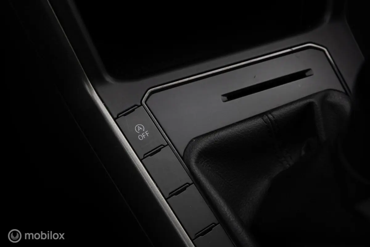 1.0 TSI Highline Cruise Navi Carplay NW MODEL