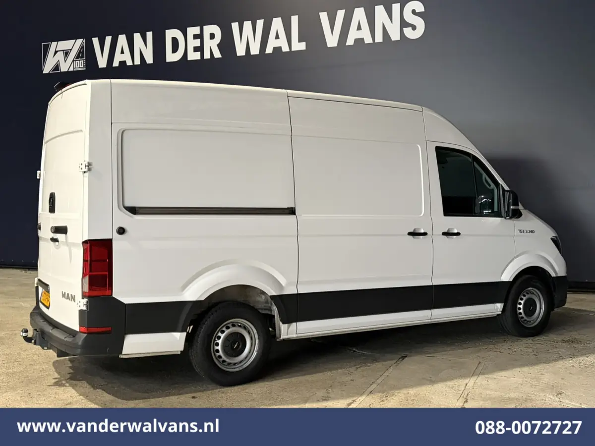 2.0 141pk L3H3 L2H2 Euro6 Airco | Camera | Apple Carplay | Cruisecontrol | 3000kg Trekhaak Android Auto, Bijrijdersbank