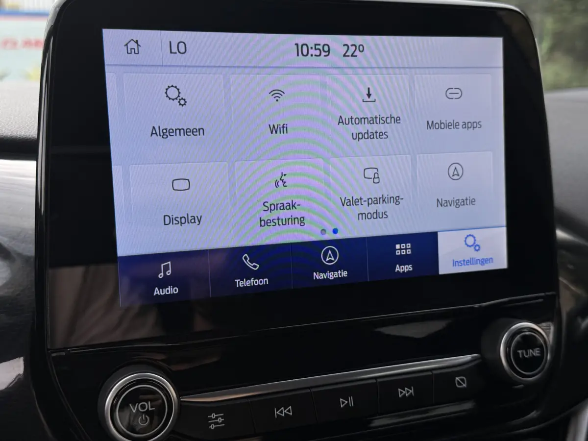 1.0 EcoBoost 125PK TITANIUM CARPLAY/NAVI/STUURVERW.