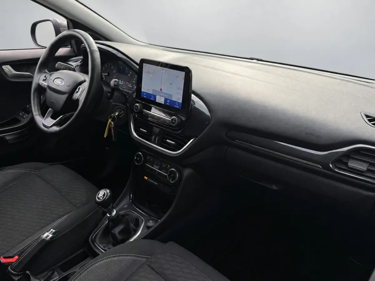 1.0 EcoBoost 125PK TITANIUM CARPLAY/NAVI/STUURVERW.