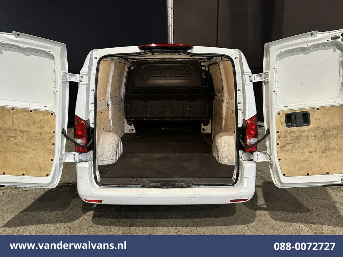114 CDI 136pk L2H1 Euro6 Airco | Camera | Navigatie | Apple Carplay | Cruisecontrol Android Auto, Parkeersensoren, Bijrijdersbank, Bumper in de kleur