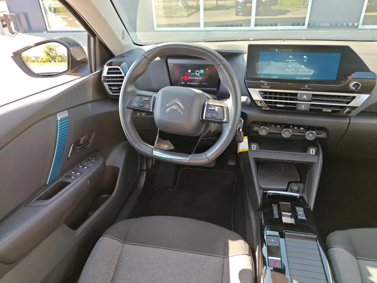 Feel 50 kWh DRAADLOOS CARPLAY | CAMERA | LED KOPLAMPEN | 18" VELGEN