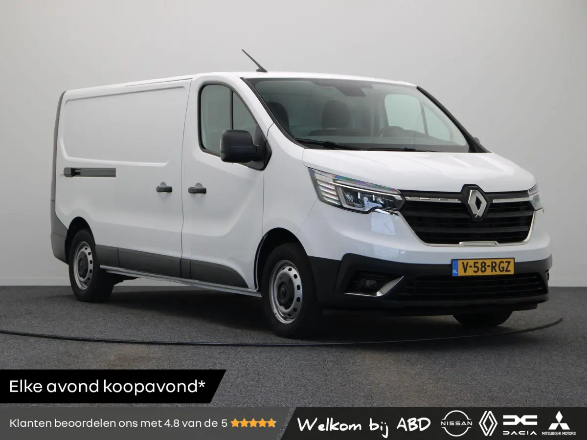 2.0 dCi 110pk T30 L2H1 Comfort | Laadruimtepakket | Vierseizoenbanden | Parkeersensoren achter | Keyless entry |