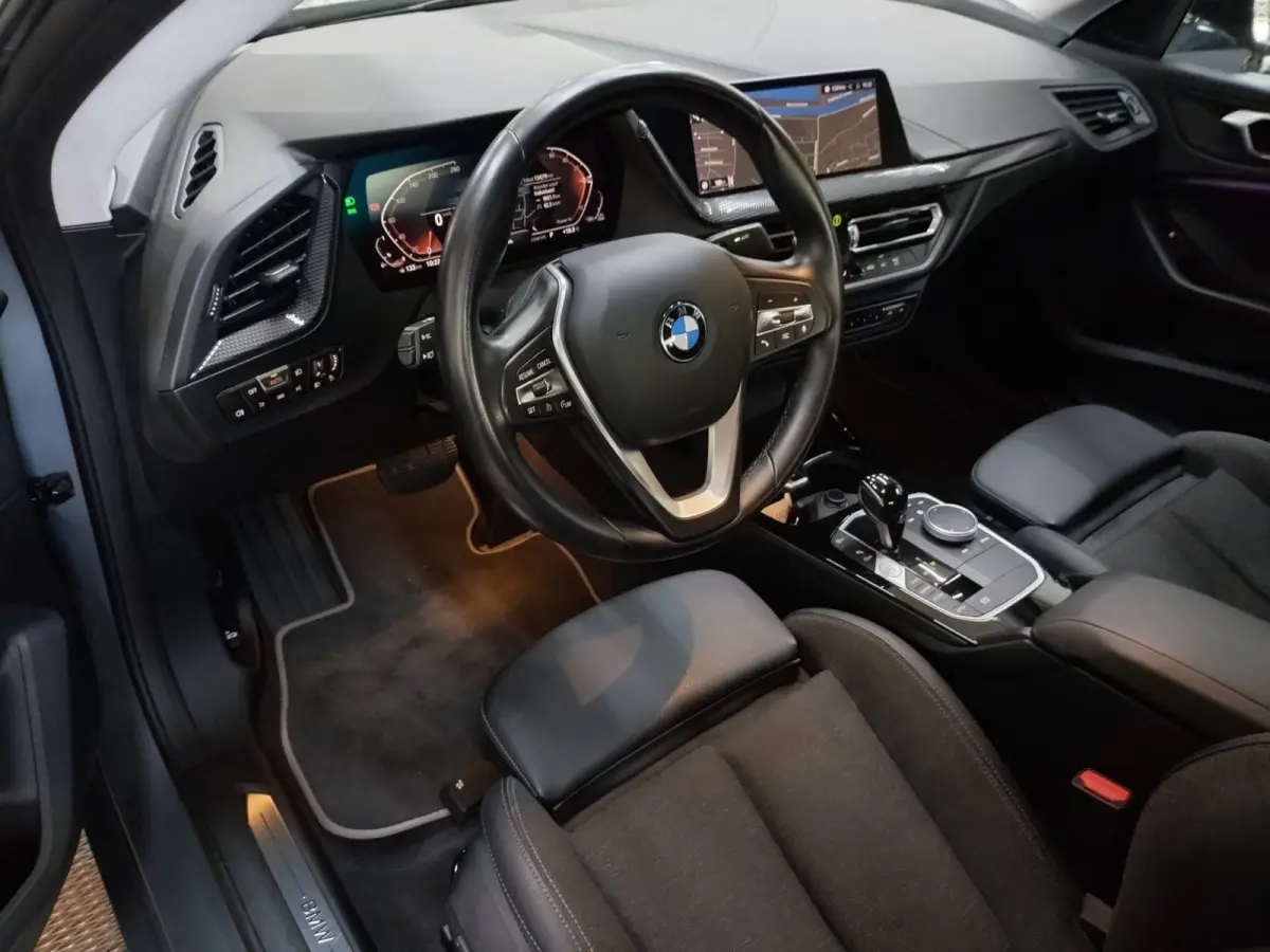 218i Dealer onderhouden!
