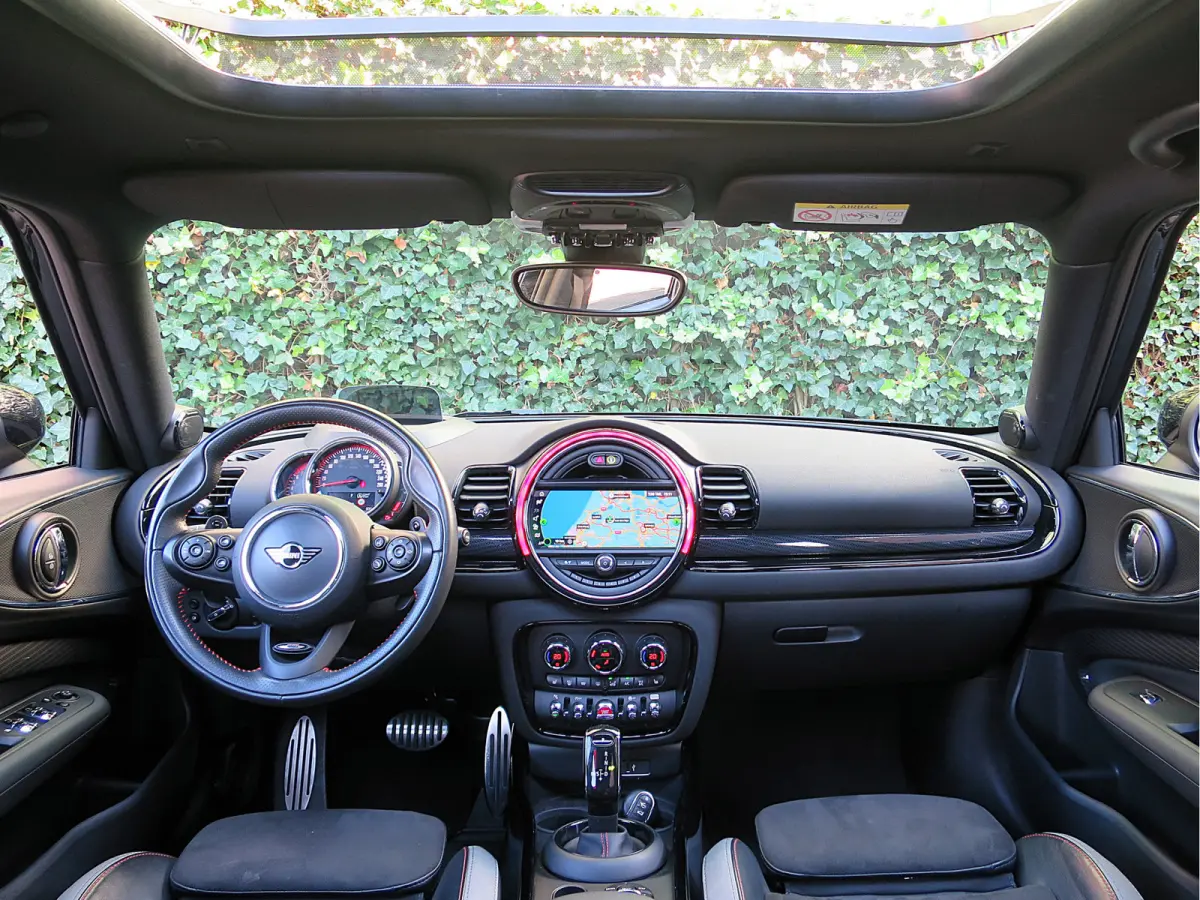 2.0 JCW ALL4 Chili F54 LCI NL-auto, 306pk, Pano, HK, HUD, A.cam en 19"