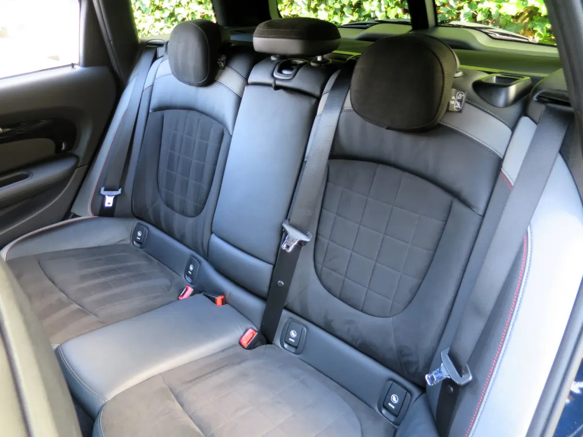 2.0 JCW ALL4 Chili F54 LCI NL-auto, 306pk, Pano, HK, HUD, A.cam en 19"