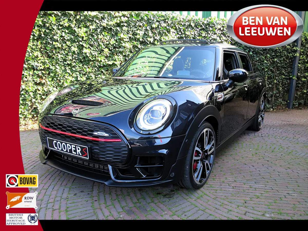2.0 JCW ALL4 Chili F54 LCI NL-auto, 306pk, Pano, HK, HUD, A.cam en 19"
