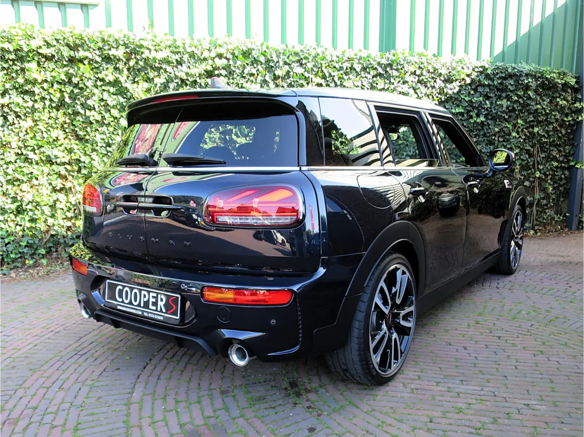 2.0 JCW ALL4 Chili F54 LCI NL-auto, 306pk, Pano, HK, HUD, A.cam en 19"