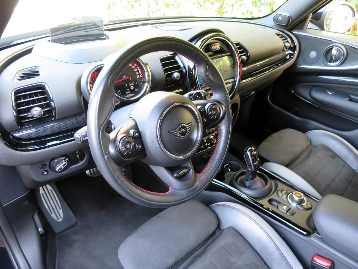 2.0 JCW ALL4 Chili F54 LCI NL-auto, 306pk, Pano, HK, HUD, A.cam en 19"