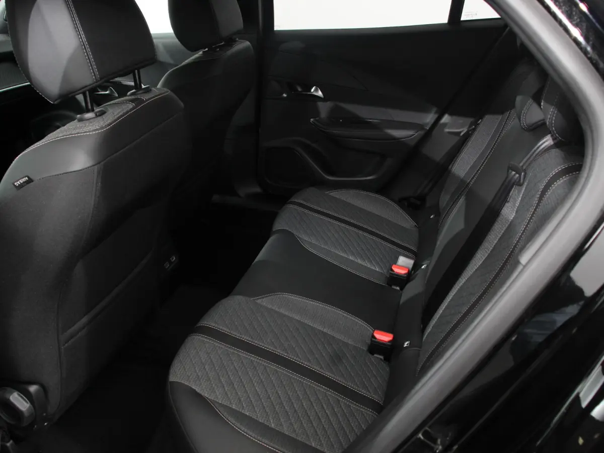 EV Allure Pack 54 kWh Soh 100 % Navigatie Apple Carplay/Android Auto Climate Control Parkeer sensoren Lichtmetalen Velgen