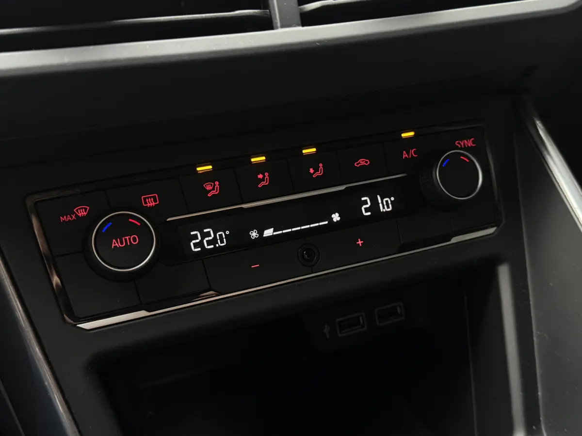 1.0 TSI 95PK HIGHLINE VIRTUAL/ACC/CARPLAY