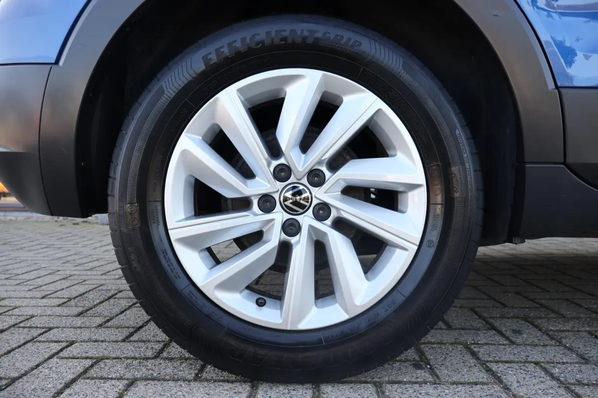 1.0 TSI Life 1e Eigenaar | NL-Auto | Volledig Onderh | BTW | Camera | Navi | Carplay | ACC | DAB | Bots | Led | PDC