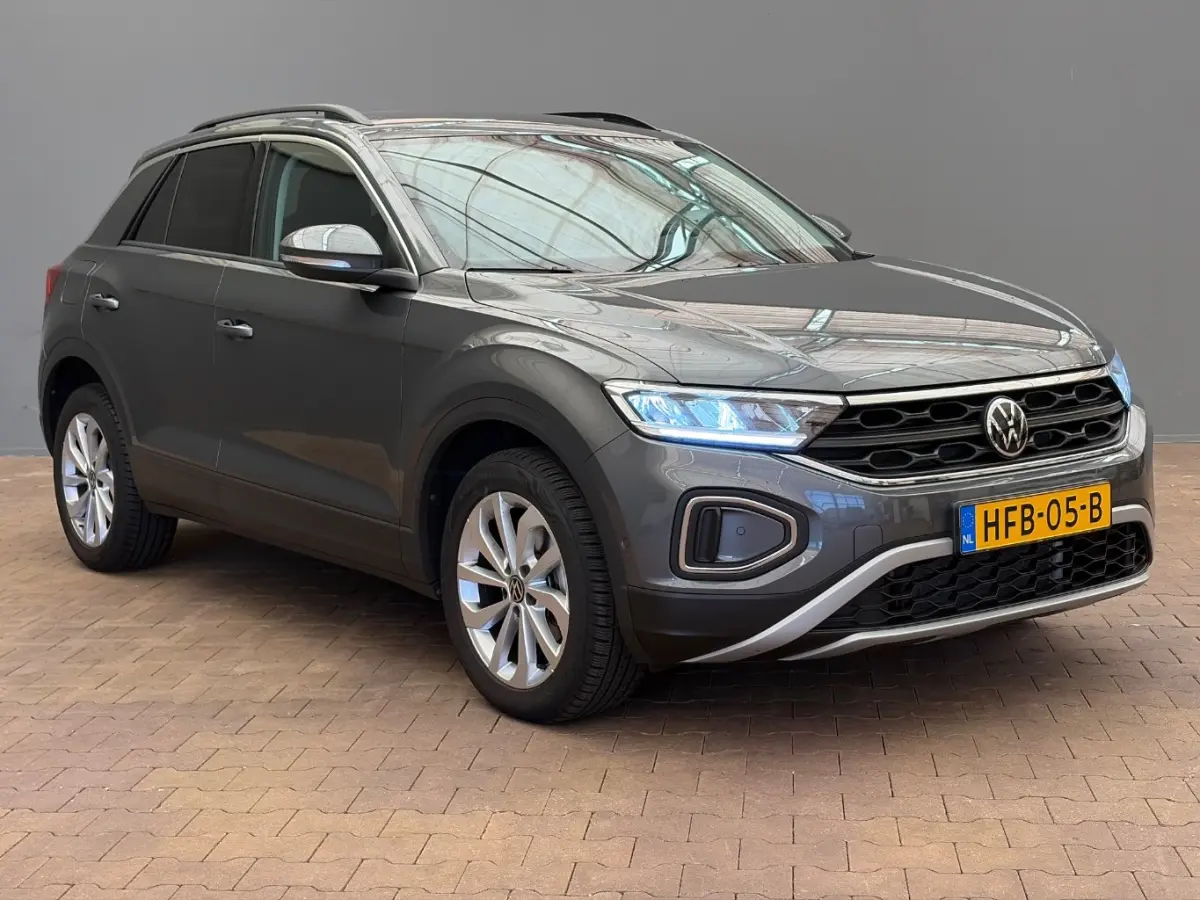 1.5 TSI Life Edition Camera | Climate | Adaptieve Cruise | Carplay | Digitaal Dashboard | Parkeersensoren | 17"| Achteruitrijcamera | Airco (automatisch) | Apple Carplay/Android Auto|telefoo