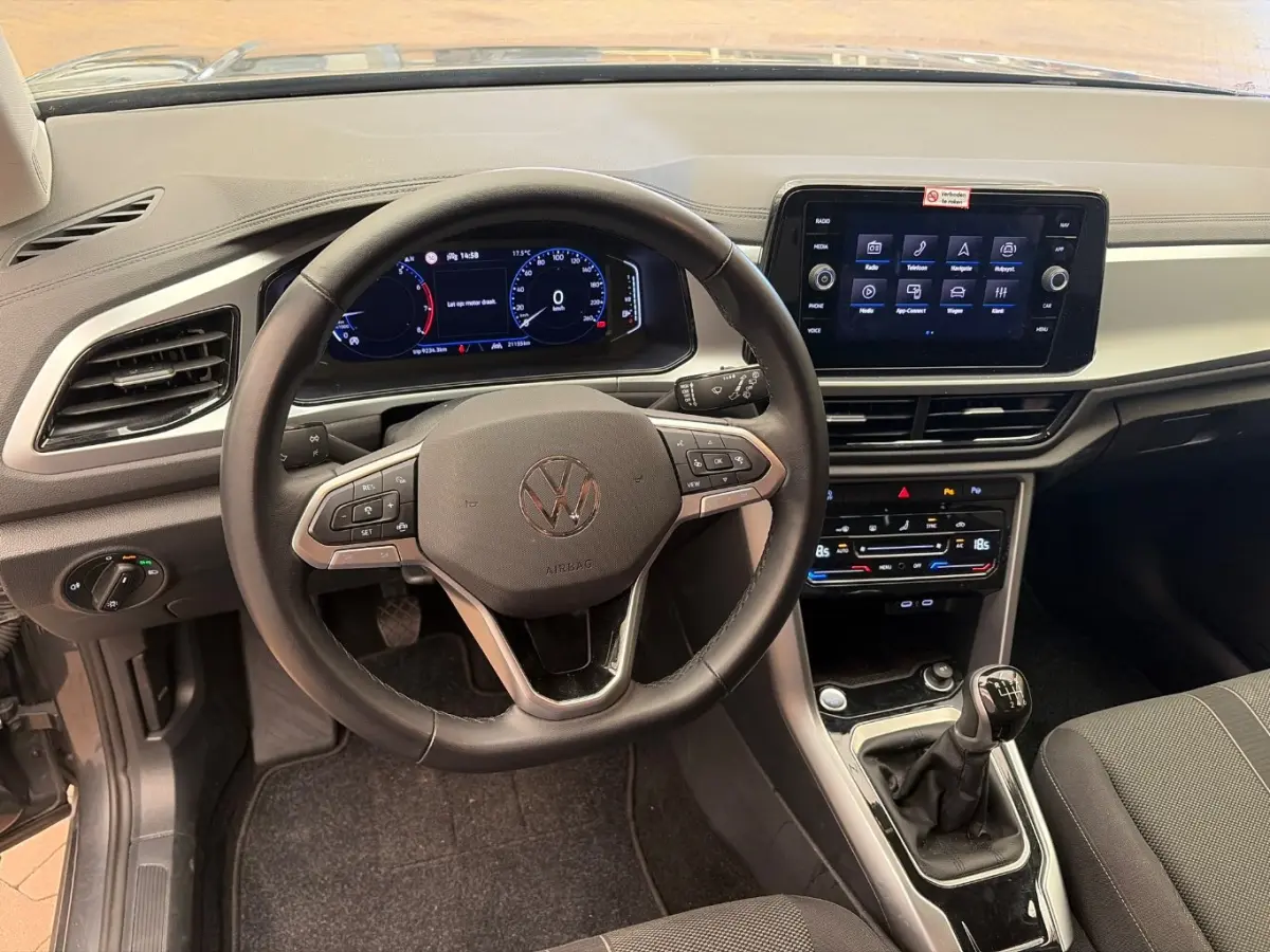 1.5 TSI Life Edition Camera | Climate | Adaptieve Cruise | Carplay | Digitaal Dashboard | Parkeersensoren | 17"| Achteruitrijcamera | Airco (automatisch) | Apple Carplay/Android Auto|telefoo