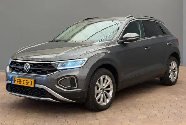 1.5 TSI Life Edition Camera | Climate | Adaptieve Cruise | Carplay | Digitaal Dashboard | Parkeersensoren | 17"| Achteruitrijcamera | Airco (automatisch) | Apple Carplay/Android Auto|telefoo
