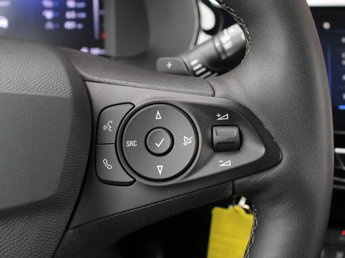 1.2 Turbo 100pk Automaat GS Navigatie Apple Carplay/Android Auto Digitale Cockpit Camera Parkeer sensoren Airco