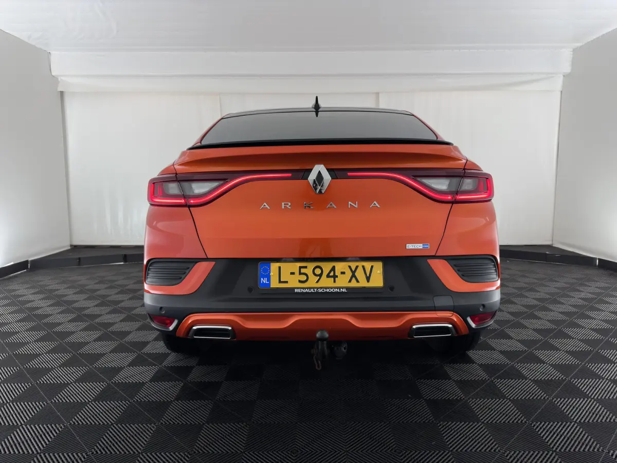 1.6 E-Tech Hybrid 145 R.S. Line (INCL-BTW) Aut. *LEATHER | FULL-LED | BLINDSPOT | CAMERA | BOSE-AUDIO | HEATED-SPORTSEATS | KEYLESS | AMBIENTLIGHT | DIGI-COCKPIT | PRIVACY-GLASS | NAVI-FULLM