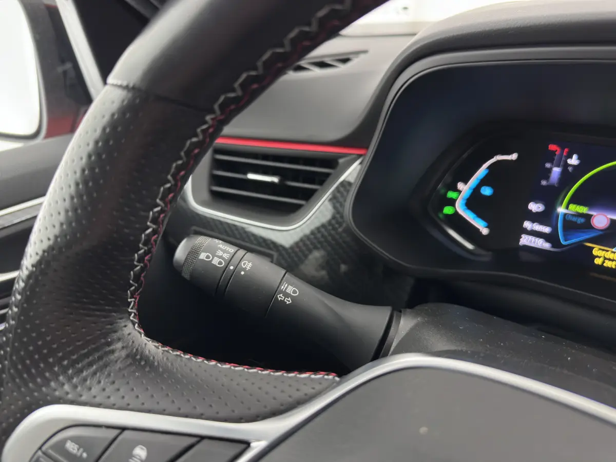 1.6 E-Tech Hybrid 145 R.S. Line (INCL-BTW) Aut. *LEATHER | FULL-LED | BLINDSPOT | CAMERA | BOSE-AUDIO | HEATED-SPORTSEATS | KEYLESS | AMBIENTLIGHT | DIGI-COCKPIT | PRIVACY-GLASS | NAVI-FULLM