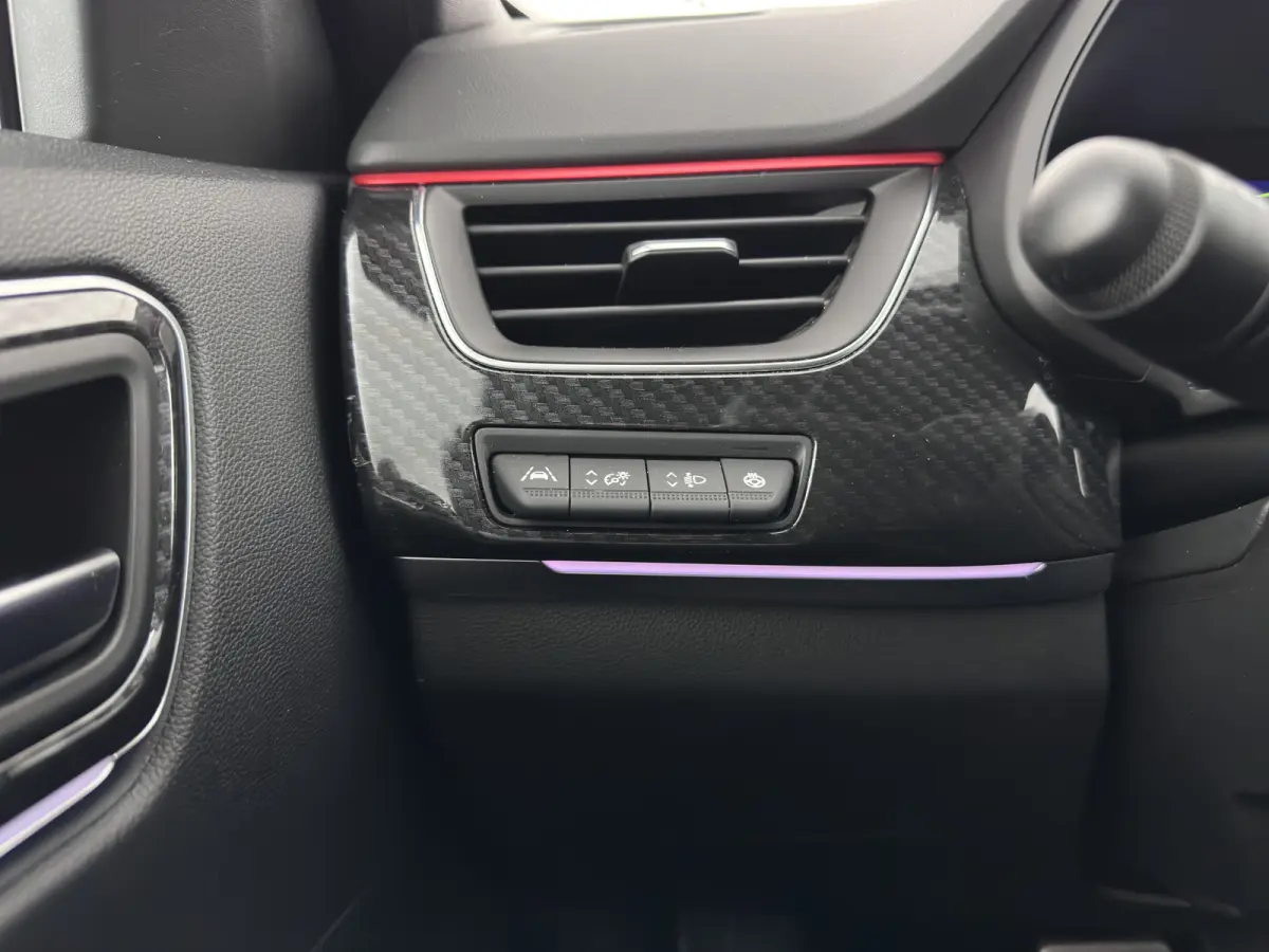 1.6 E-Tech Hybrid 145 R.S. Line (INCL-BTW) Aut. *LEATHER | FULL-LED | BLINDSPOT | CAMERA | BOSE-AUDIO | HEATED-SPORTSEATS | KEYLESS | AMBIENTLIGHT | DIGI-COCKPIT | PRIVACY-GLASS | NAVI-FULLM