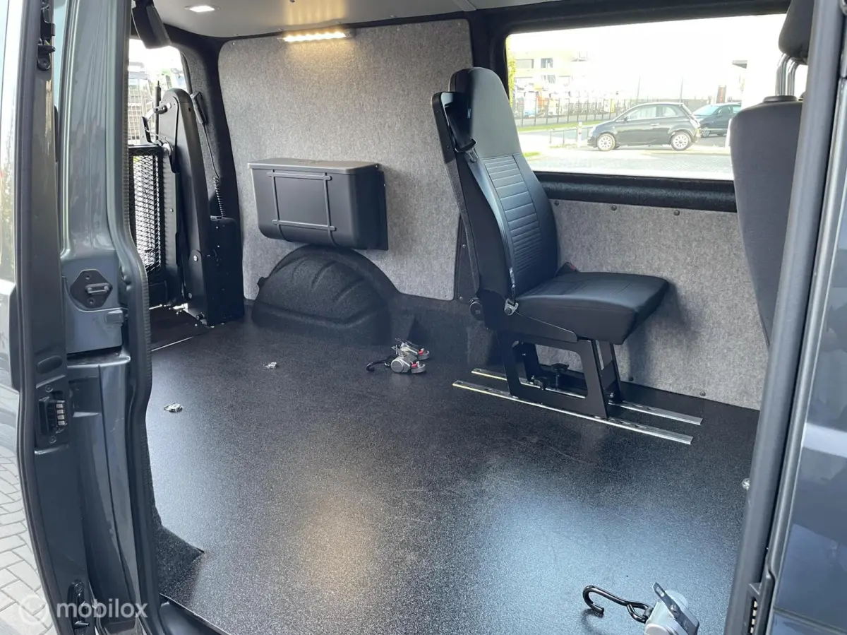 2.0 TDI L2H1 Comfortline automaat rolstoelbus