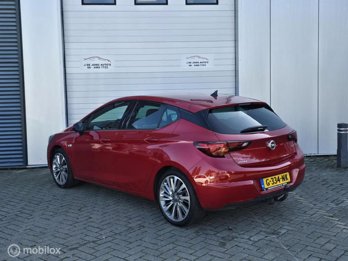 1.2 Launch Elegance Stoelmassage Stoelverkoeling