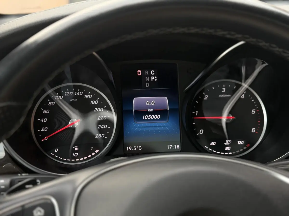 300d 4-MATIC Exclusive AMG| Airmatic| Pano