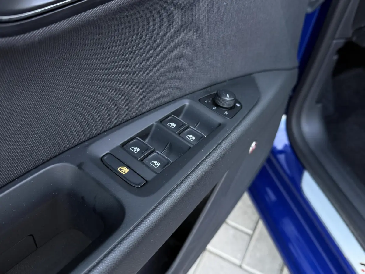 1.5 TSI FR Business Intense Automaat | Trekhaak | Panorama dak | Full LED | Beats Audio | Org. NL |