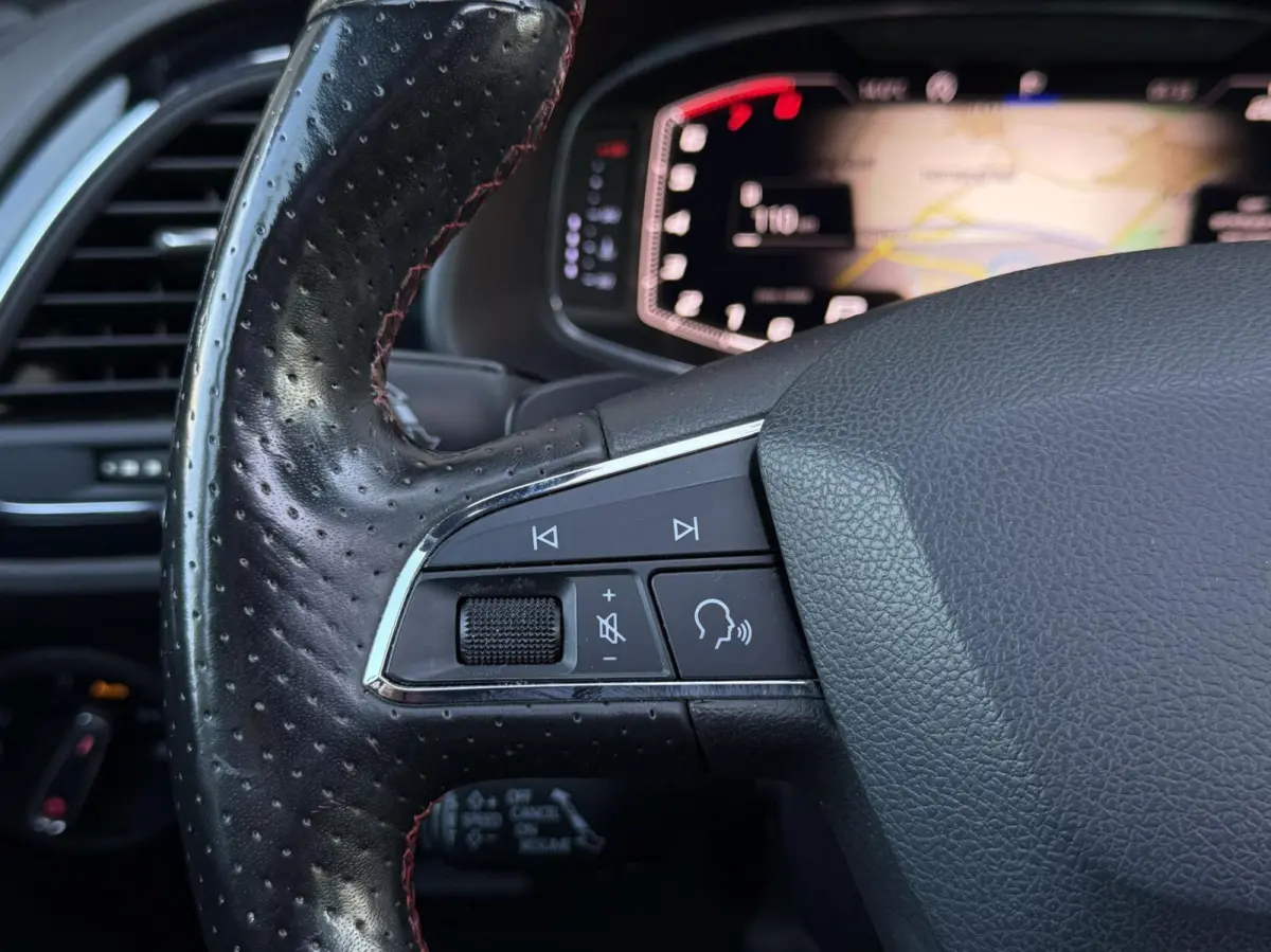 1.5 TSI FR Business Intense Automaat | Trekhaak | Panorama dak | Full LED | Beats Audio | Org. NL |