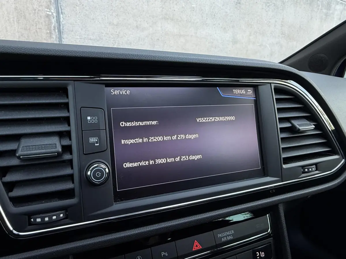 1.5 TSI FR Business Intense Automaat | Trekhaak | Panorama dak | Full LED | Beats Audio | Org. NL |
