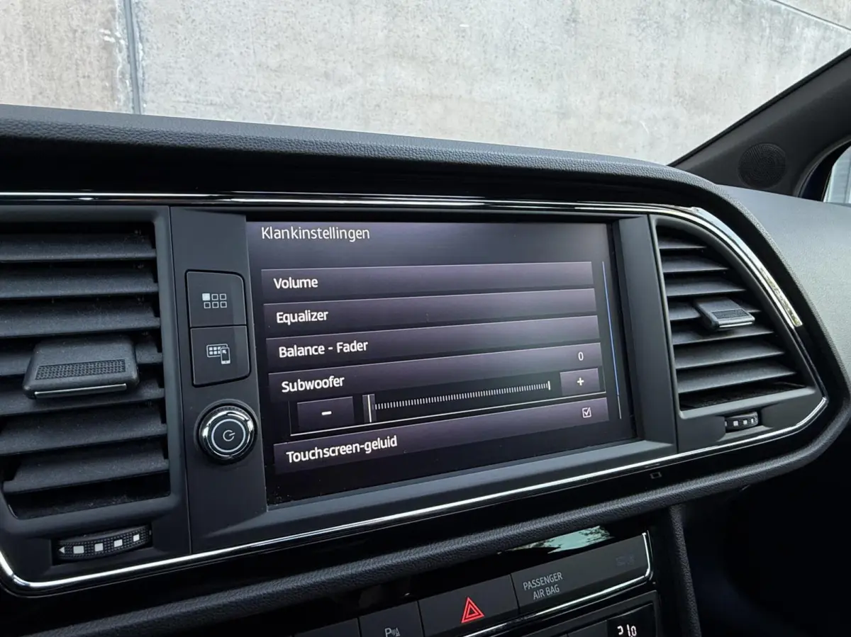 1.5 TSI FR Business Intense Automaat | Trekhaak | Panorama dak | Full LED | Beats Audio | Org. NL |