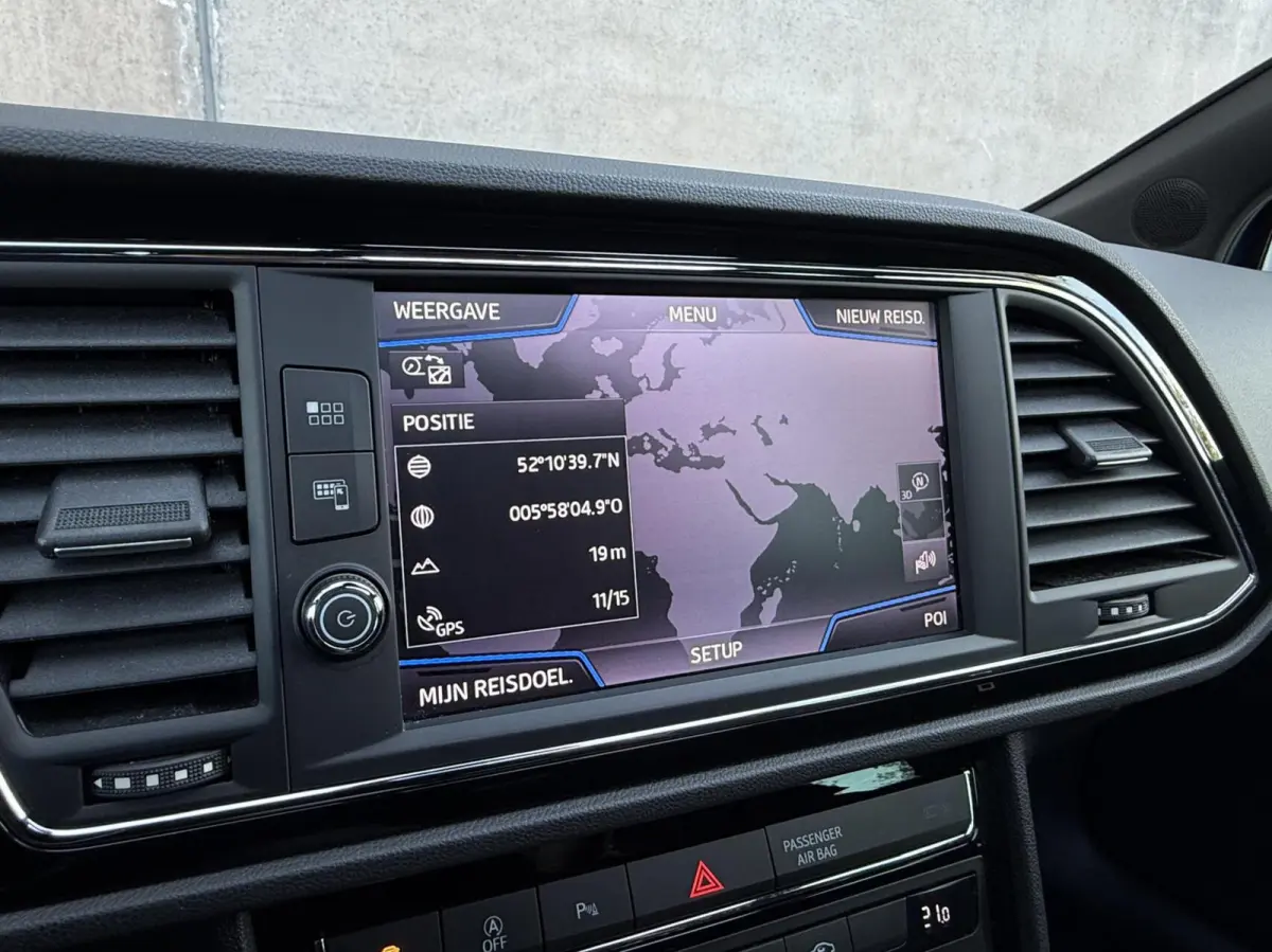 1.5 TSI FR Business Intense Automaat | Trekhaak | Panorama dak | Full LED | Beats Audio | Org. NL |