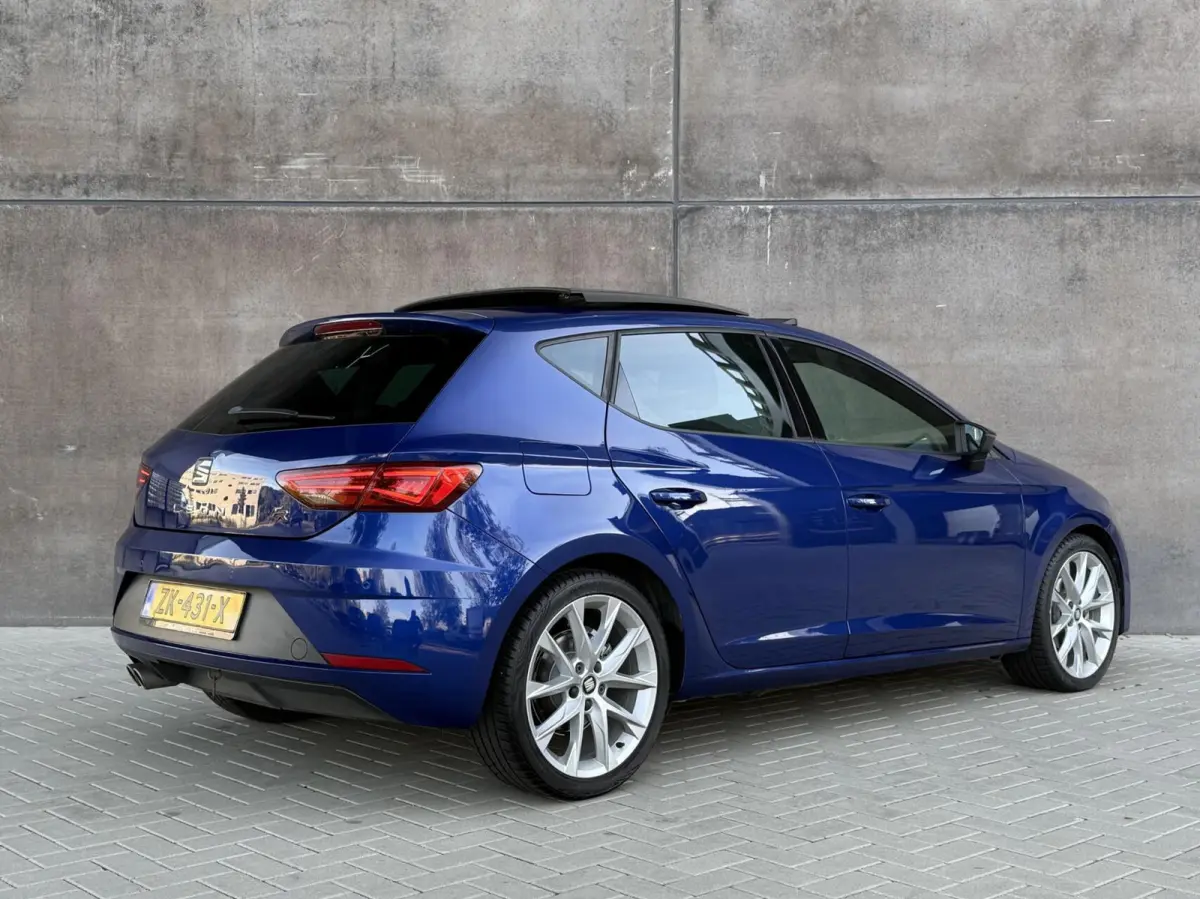 1.5 TSI FR Business Intense Automaat | Trekhaak | Panorama dak | Full LED | Beats Audio | Org. NL |