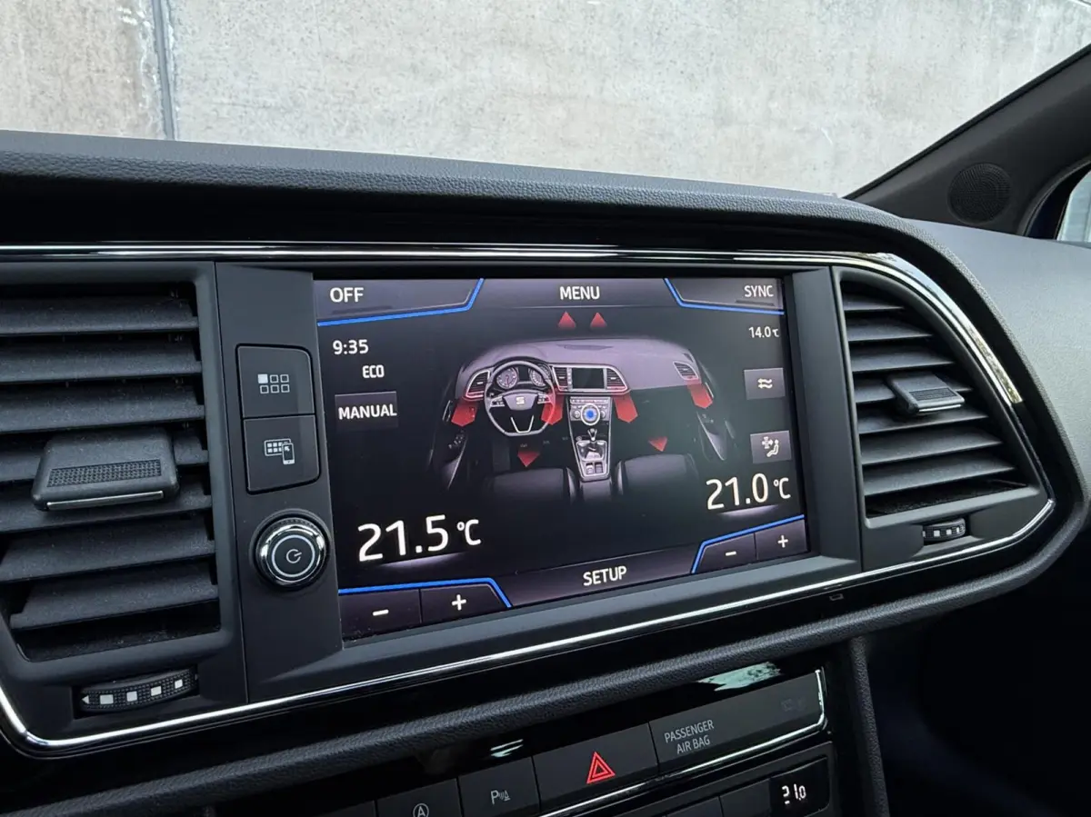 1.5 TSI FR Business Intense Automaat | Trekhaak | Panorama dak | Full LED | Beats Audio | Org. NL |