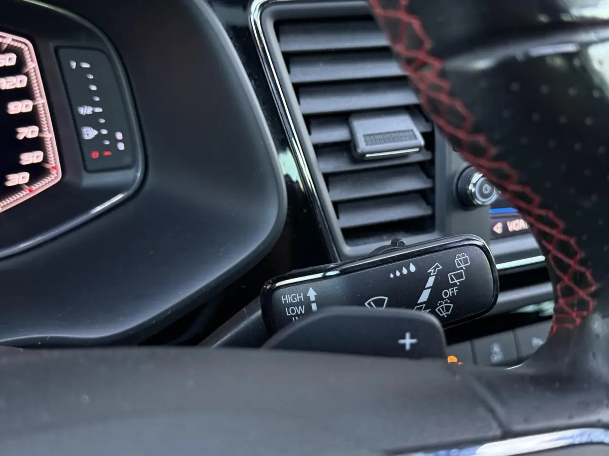 1.5 TSI FR Business Intense Automaat | Trekhaak | Panorama dak | Full LED | Beats Audio | Org. NL |