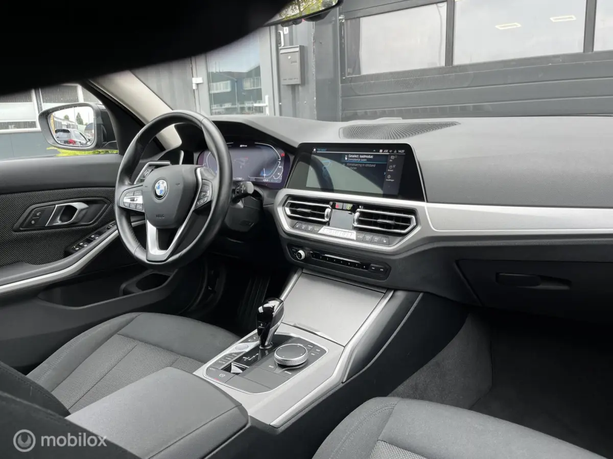 320e Business Edition Plus|Carplay|Trekhaak|Digitaal Cockpit|Stoelverw.
