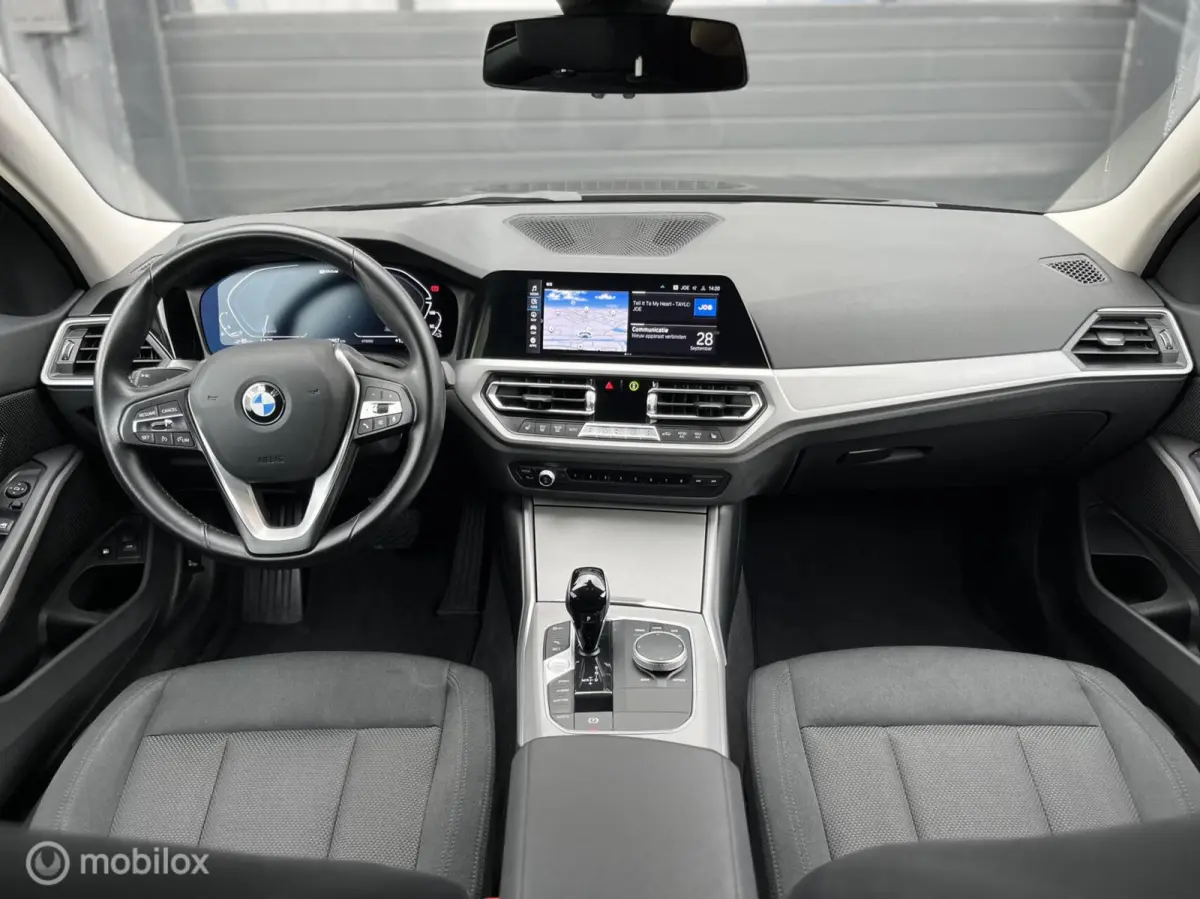 320e Business Edition Plus|Carplay|Trekhaak|Digitaal Cockpit|Stoelverw.