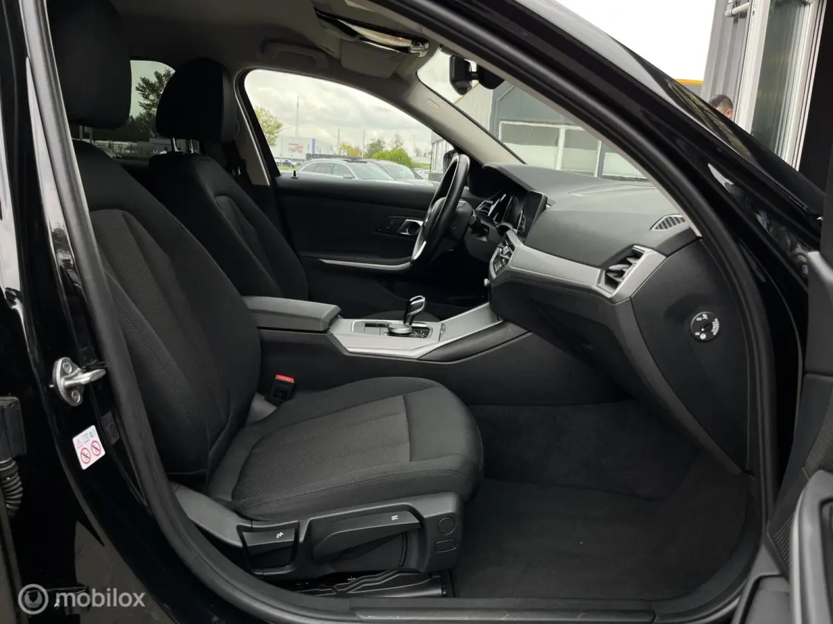 320e Business Edition Plus|Carplay|Trekhaak|Digitaal Cockpit|Stoelverw.