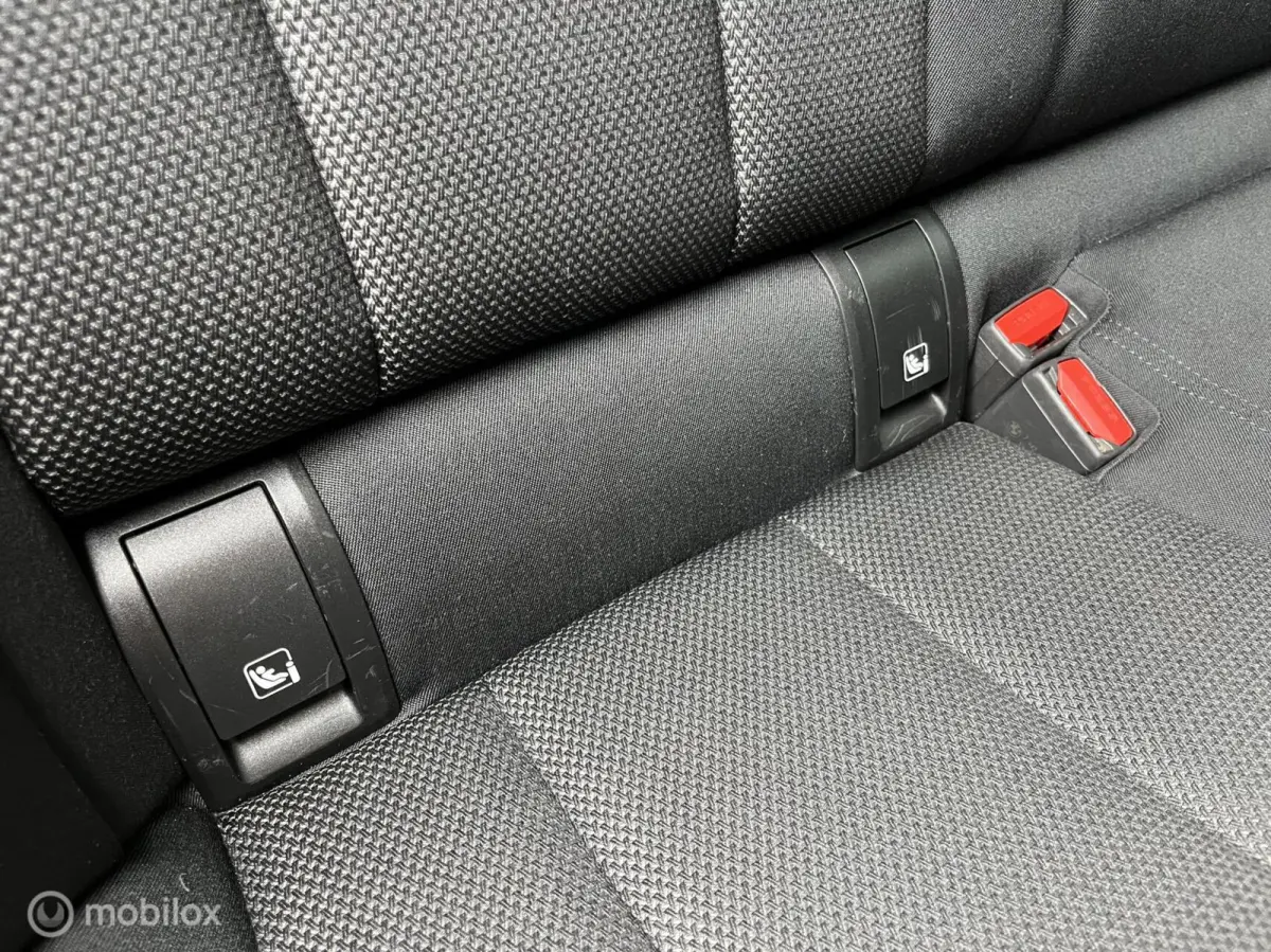 320e Business Edition Plus|Carplay|Trekhaak|Digitaal Cockpit|Stoelverw.