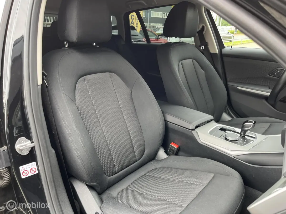320e Business Edition Plus|Carplay|Trekhaak|Digitaal Cockpit|Stoelverw.