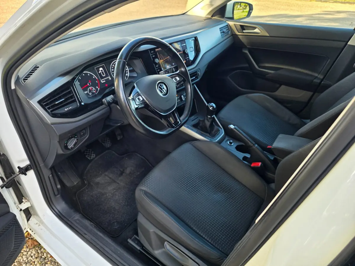 1.0 TSI edition 5-deurs AIRCO/CRUISE