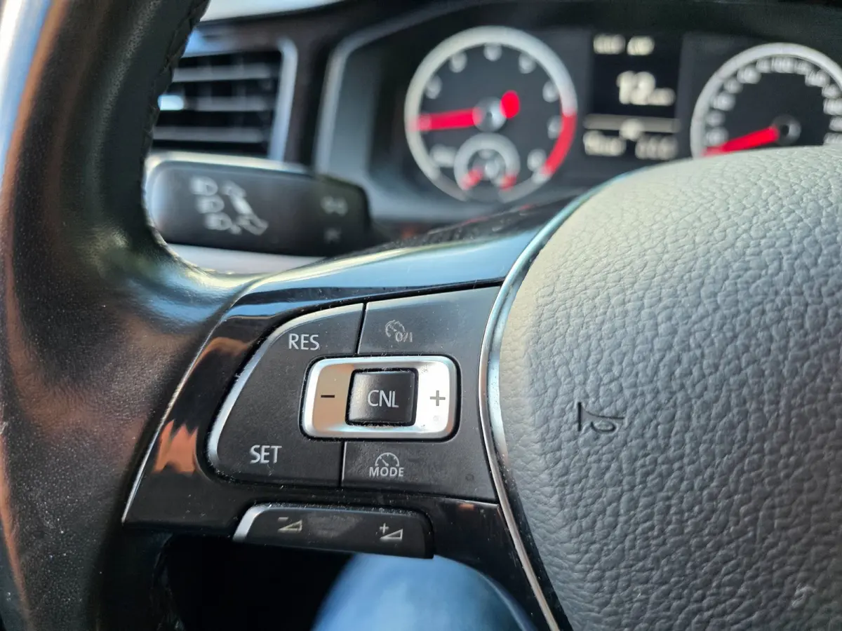 1.0 TSI edition 5-deurs AIRCO/CRUISE
