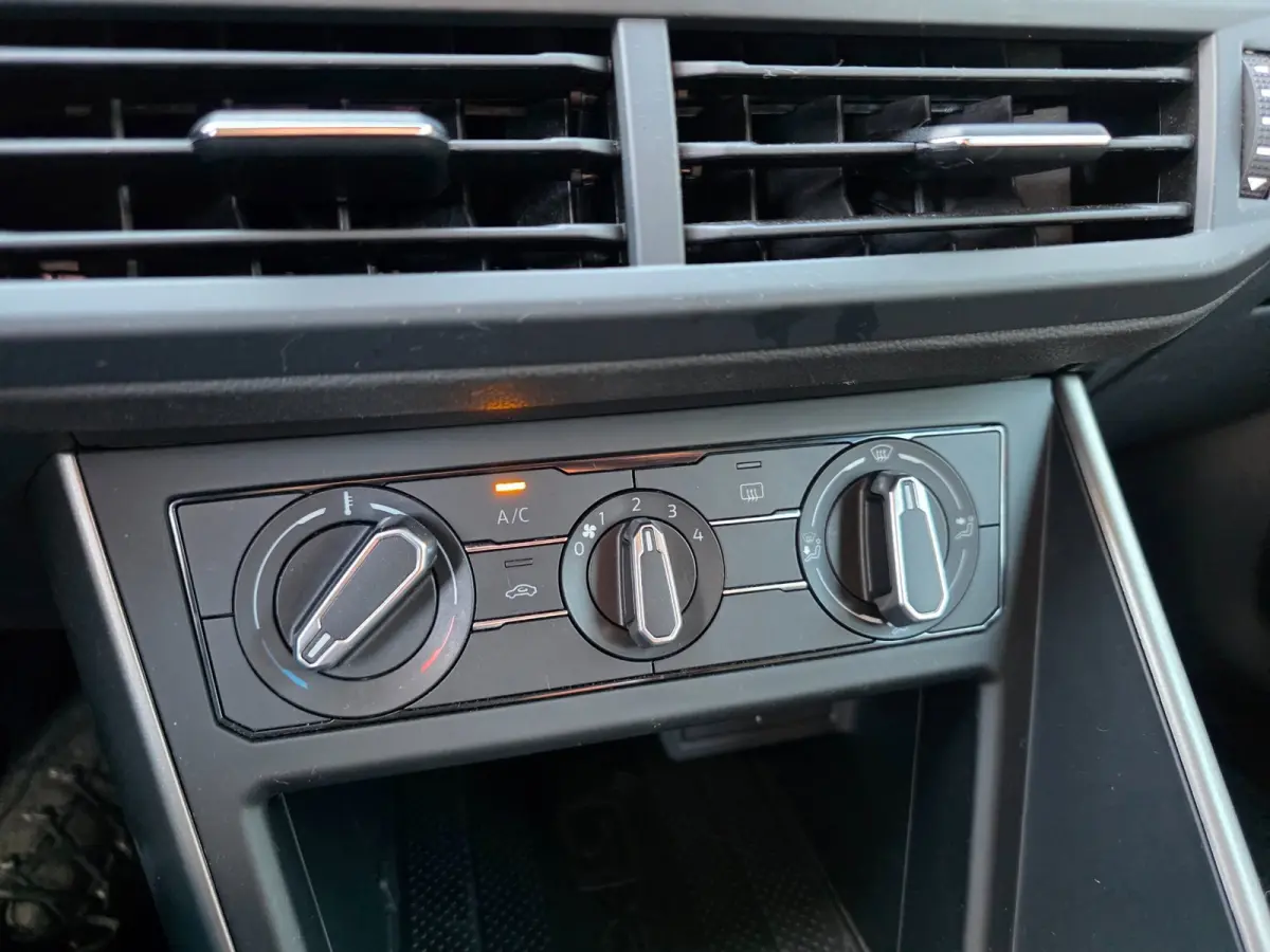 1.0 TSI edition 5-deurs AIRCO/CRUISE